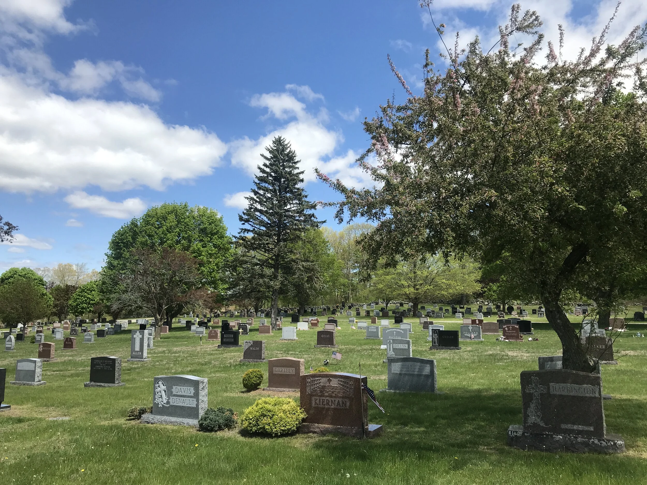 HeadstoneHub family headstone work in New England